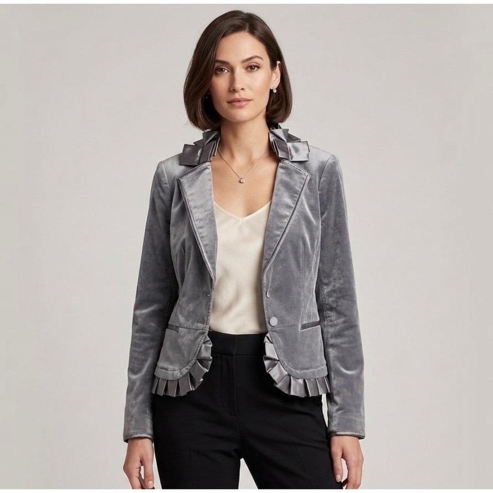 (A4) White House Black Market Grey Velvet Ruffle Trim Blazer Jacket Size 2